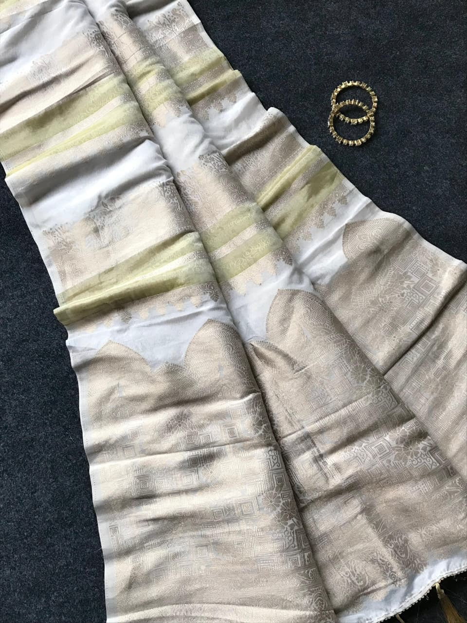 Khadi Tissue Patta Deer