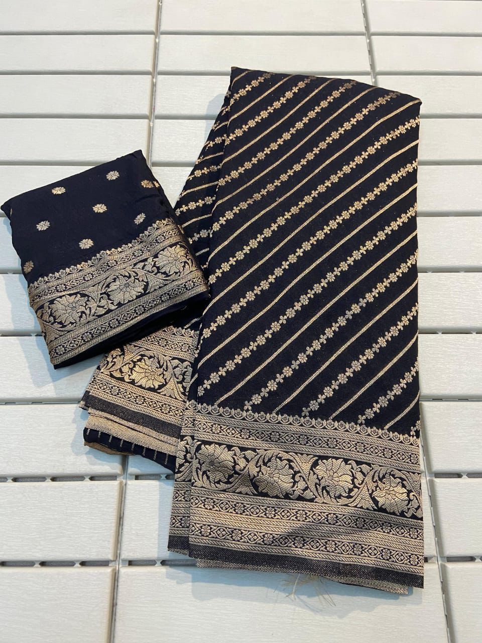 Khadi Lehriya