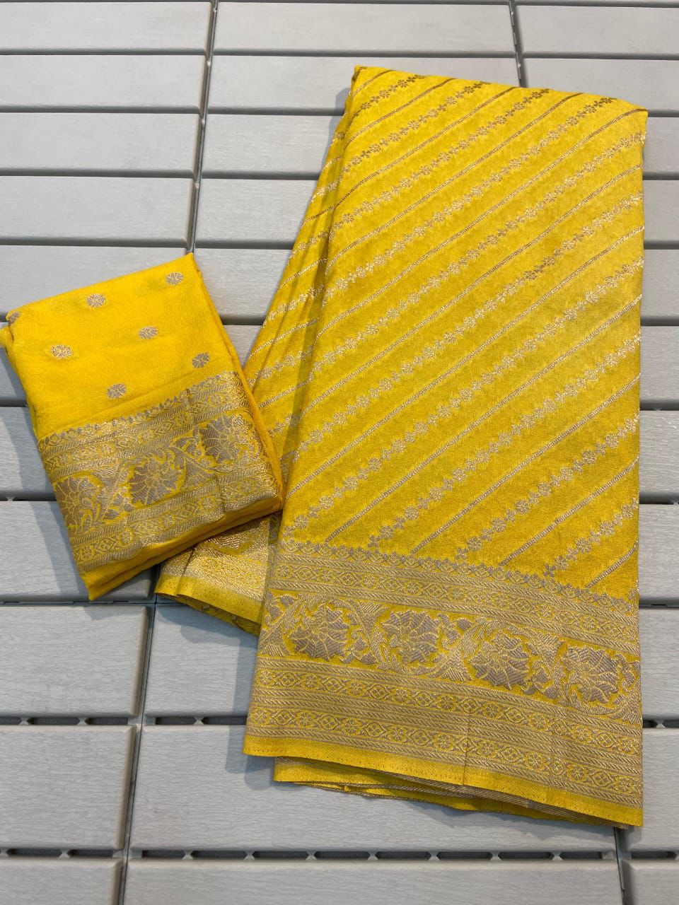 Khadi Lehriya