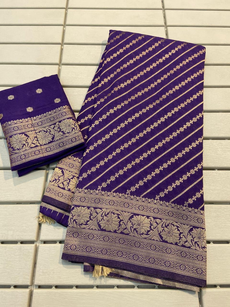 Khadi Lehriya
