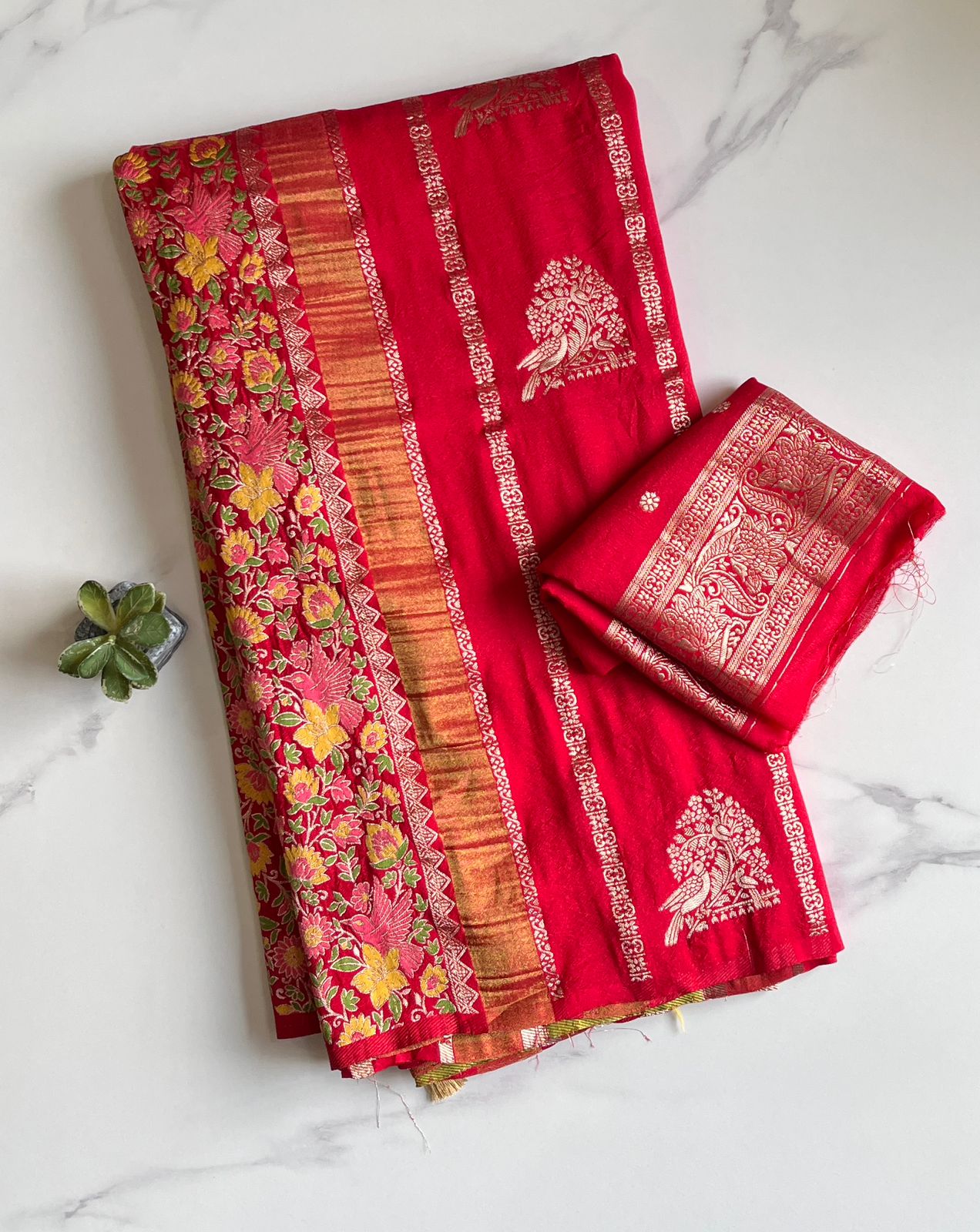 Crepe Tissue Meenakari Weaving Saree