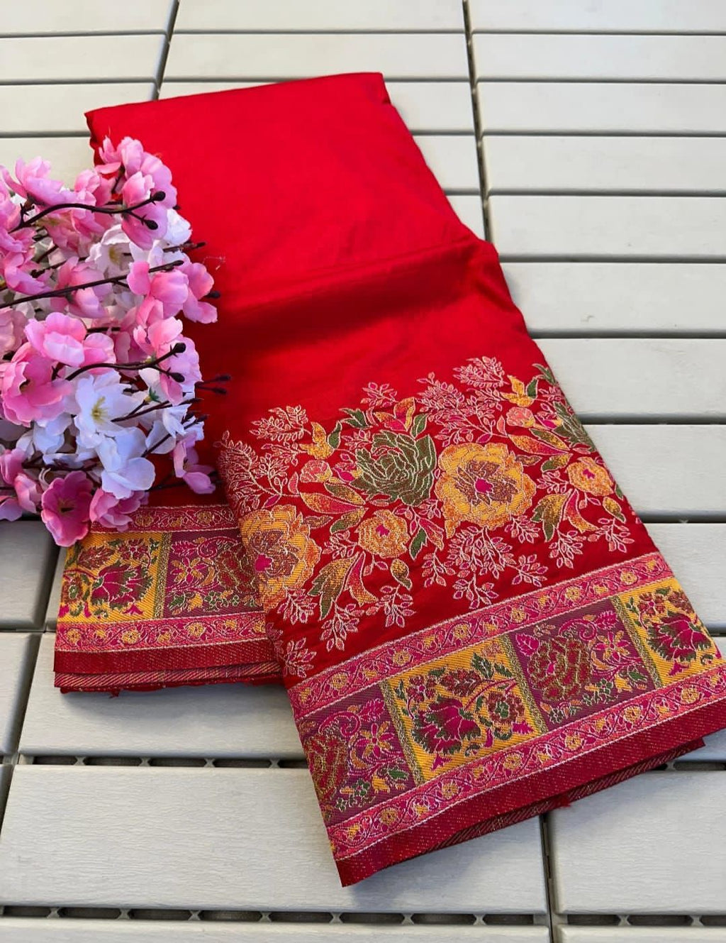 Pashmina Gulab