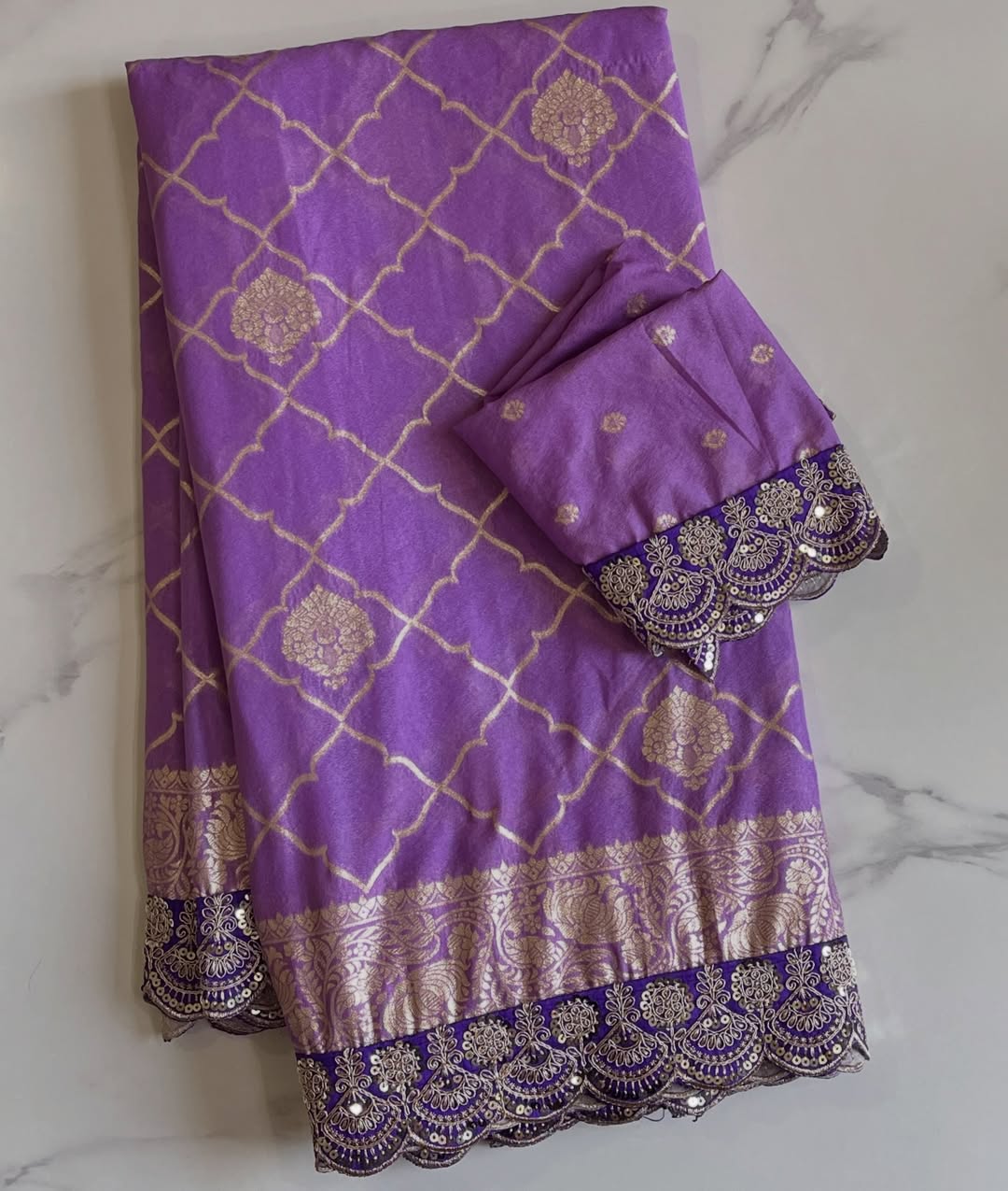 Crepe Box Border
